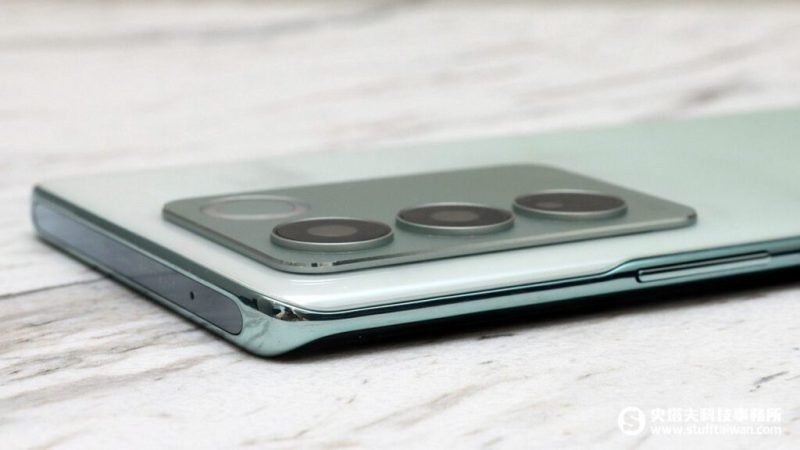 vivo V27 5G颜如玉开箱 天玑7200效能、续航、快充测试