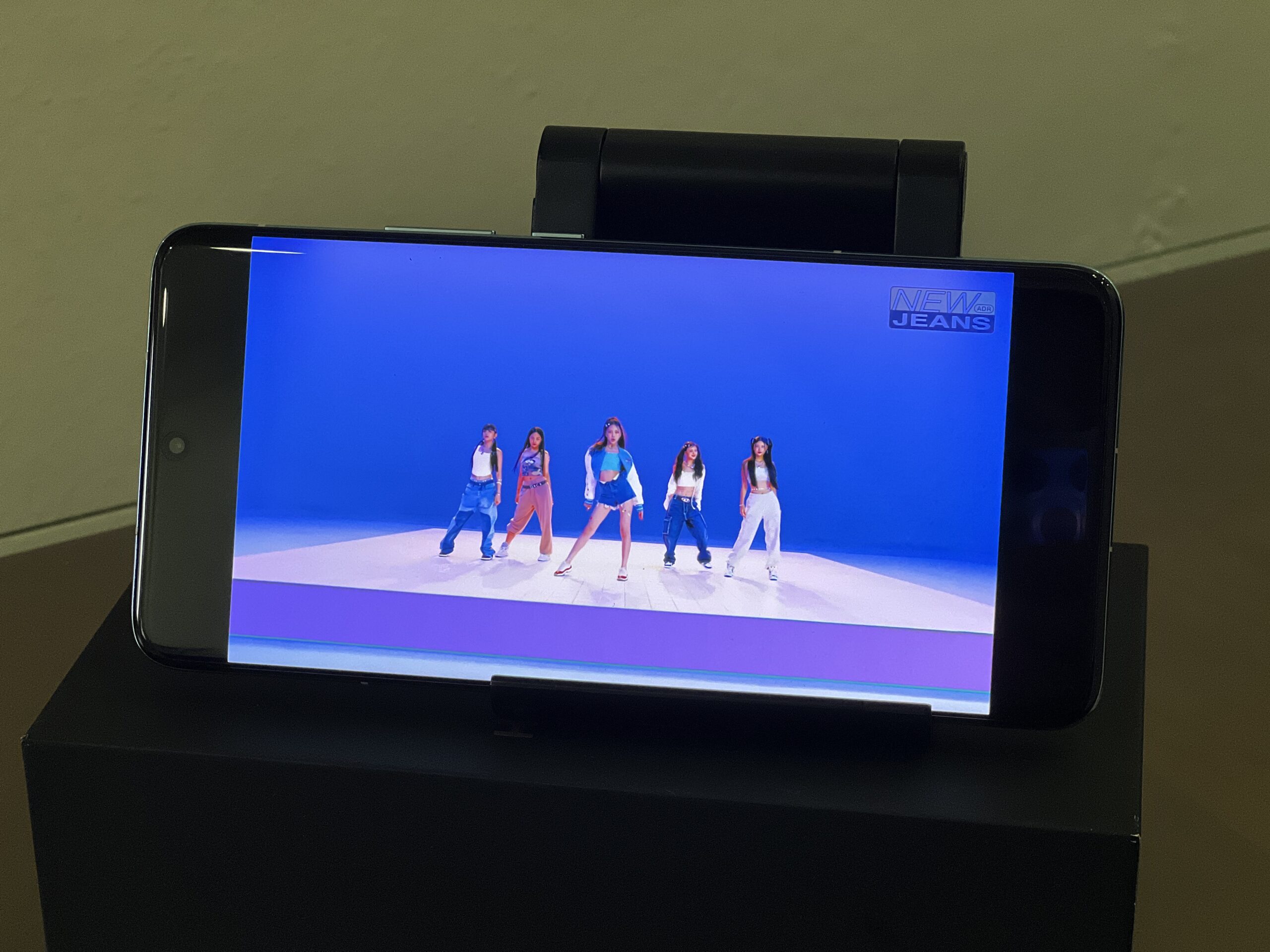 HONOR Magic5 测评：不输 Pro 版，标准版旗舰也能杀出一条血路！
