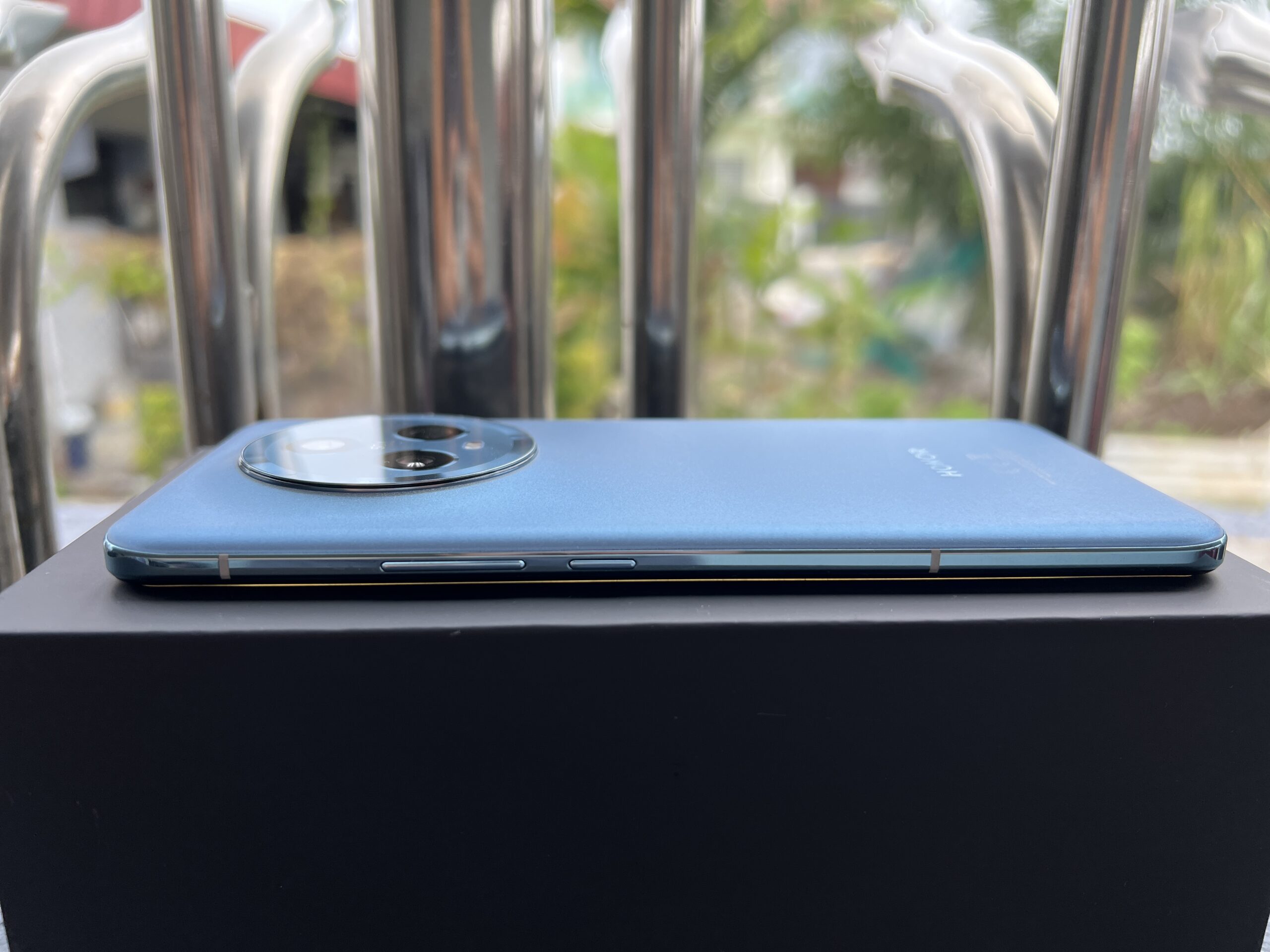 HONOR Magic5 测评：不输 Pro 版，标准版旗舰也能杀出一条血路！