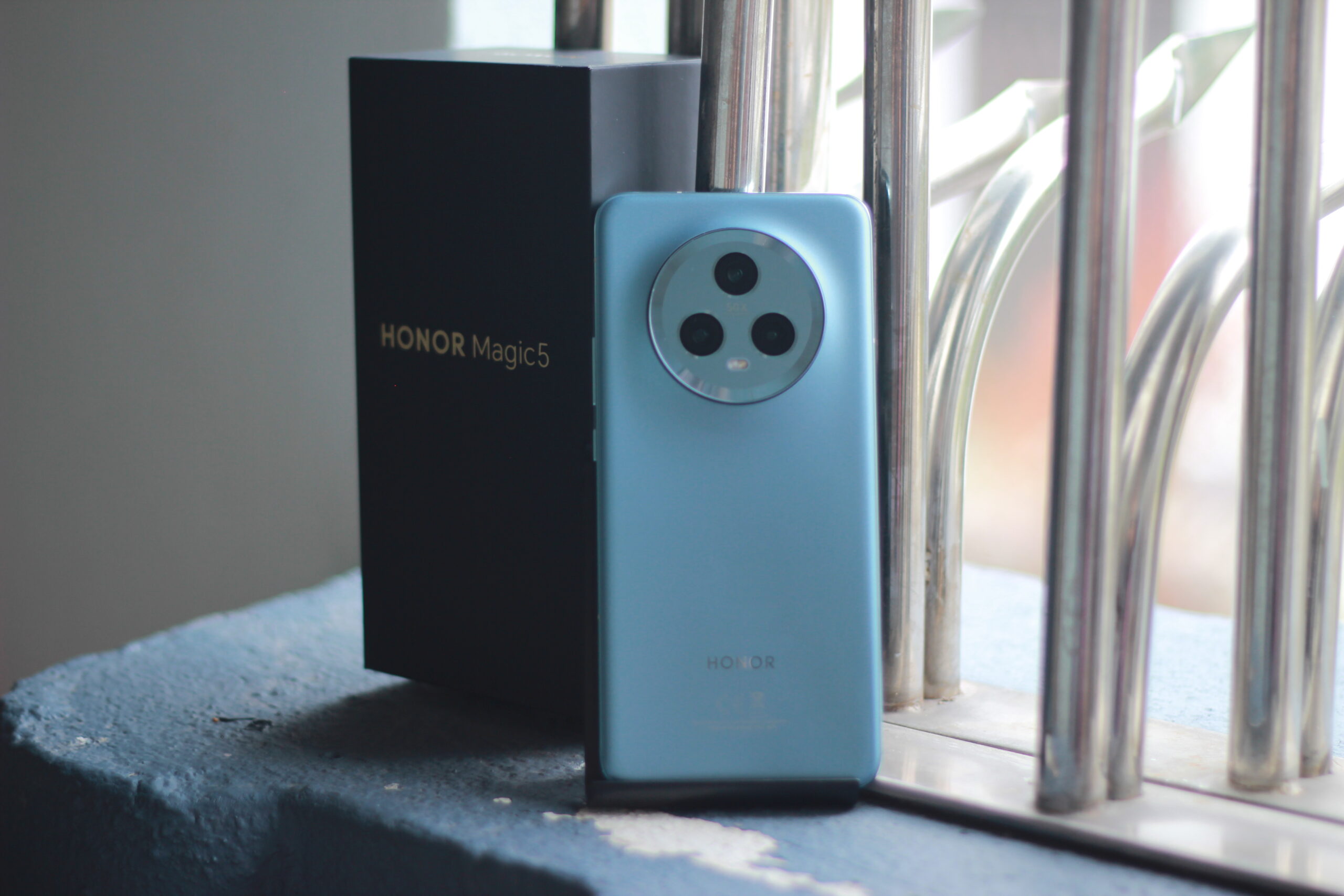 HONOR Magic5 测评：不输 Pro 版，标准版旗舰也能杀出一条血路！