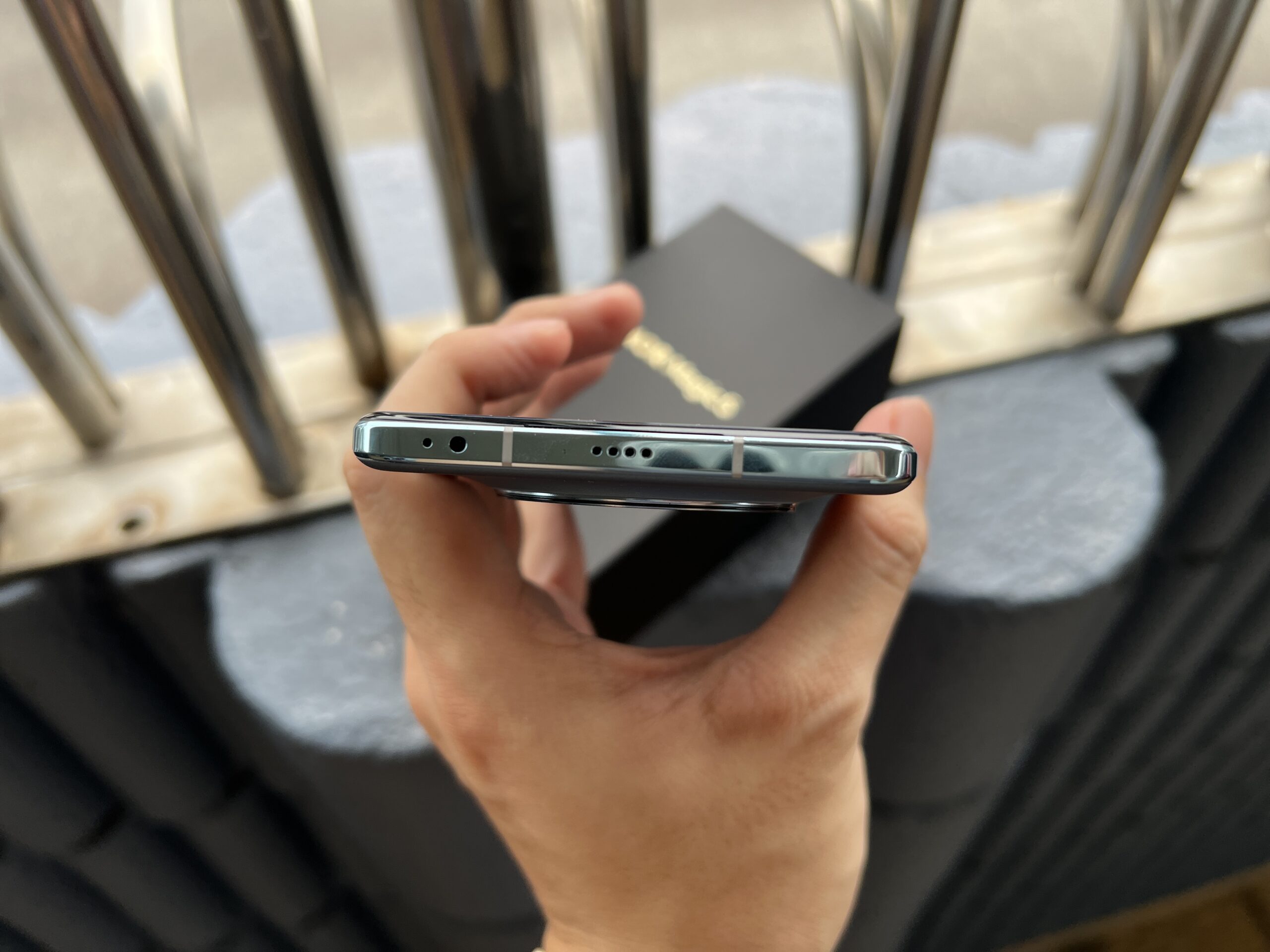 HONOR Magic5 测评：不输 Pro 版，标准版旗舰也能杀出一条血路！