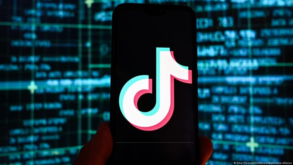 TikTok母公司前高层爆料 ：公司会收集用户信息，而且会从其他平台如IG、Snapchat上收集用户资讯