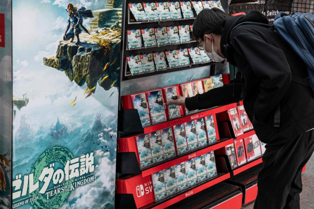 《萨尔达》再度称霸热销游戏 Top 10 排行榜！ 强敌下周要登场了