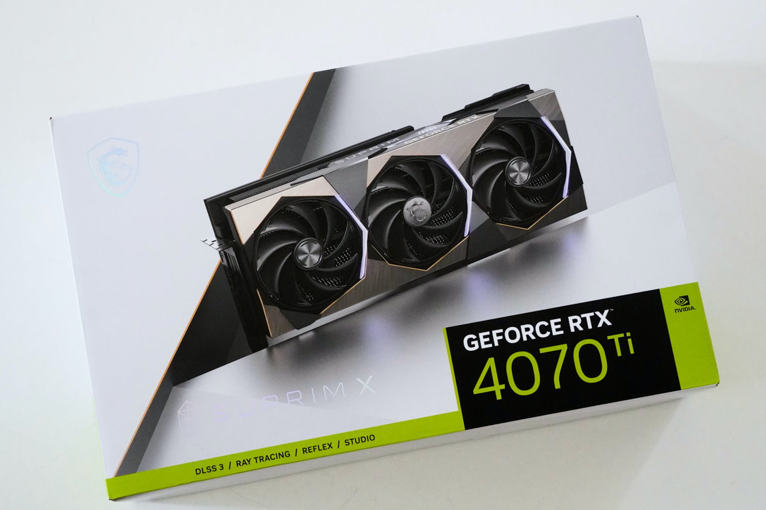 MSI GeForce RTX 4070 Ti SUPRIM X 12G 显卡大解密，DLSS 3 藉由 AI 之力提升游戏体验