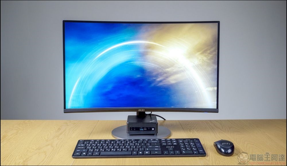 MSI PRO MP272C 商务曲面显示器 - 16