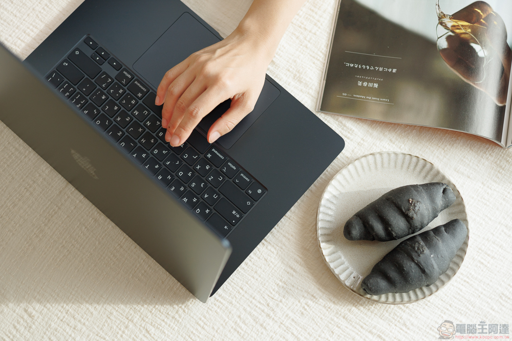 15寸M2 MacBook Air开箱体验：有那么一点点Pro -电脑王阿达