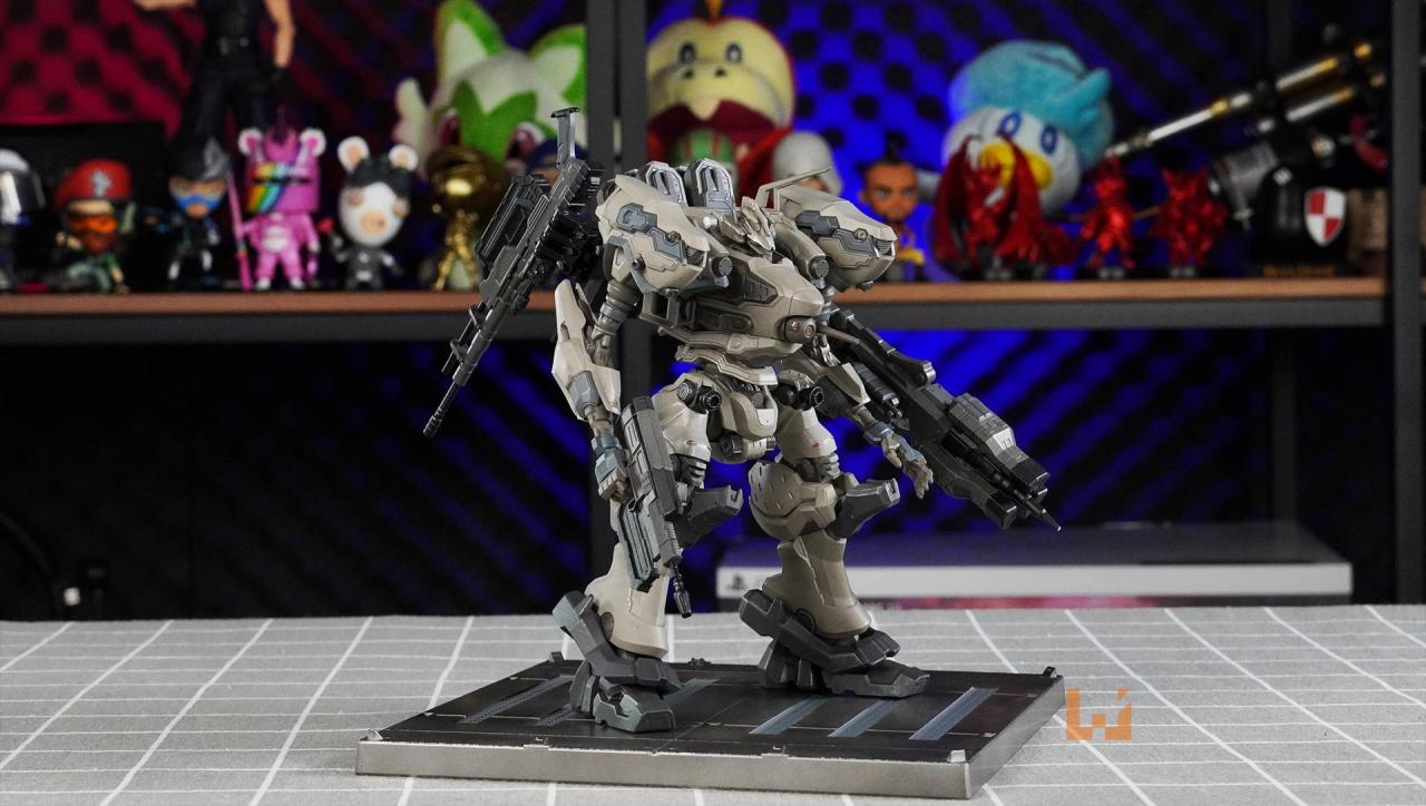 《ARMORED CORE VI FIRES OF RUBICON》限定版开箱！机甲模型还有武器和手部配件可以更换！