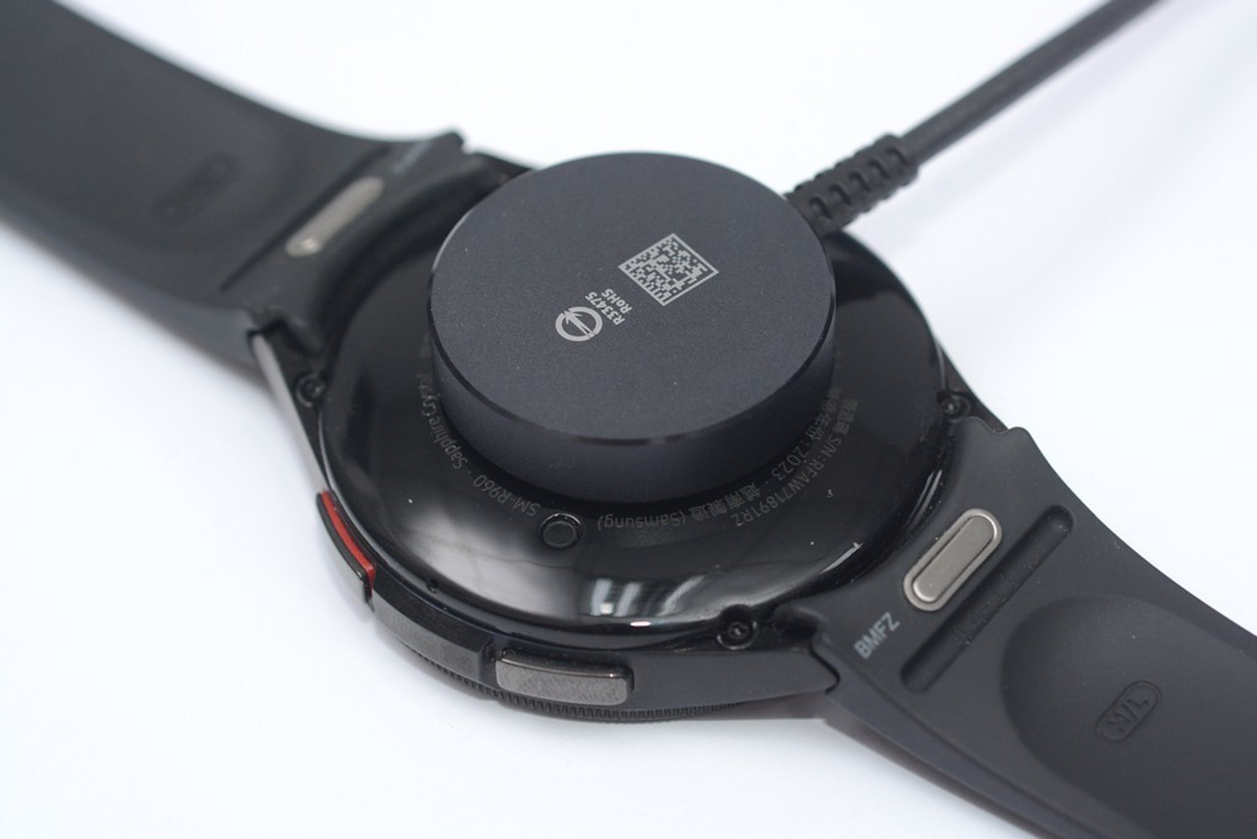 Samsung Galaxy Watch 6 Classic智能手表评测心得：20秒量血压、旋转表圈回归、搭WearOS