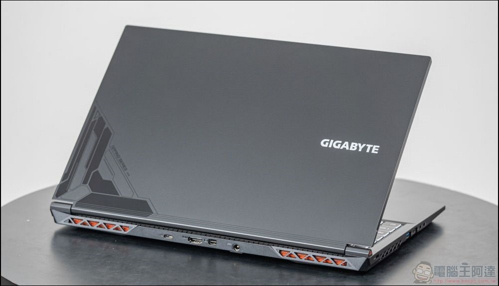 GIGABYTE 技嘉 G5 KF-E3TW333SH （5）