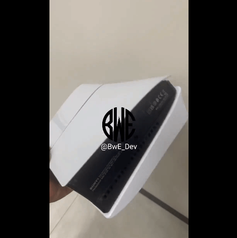 疑似PS5 Slim上手影片流出 感觉机身很轻巧