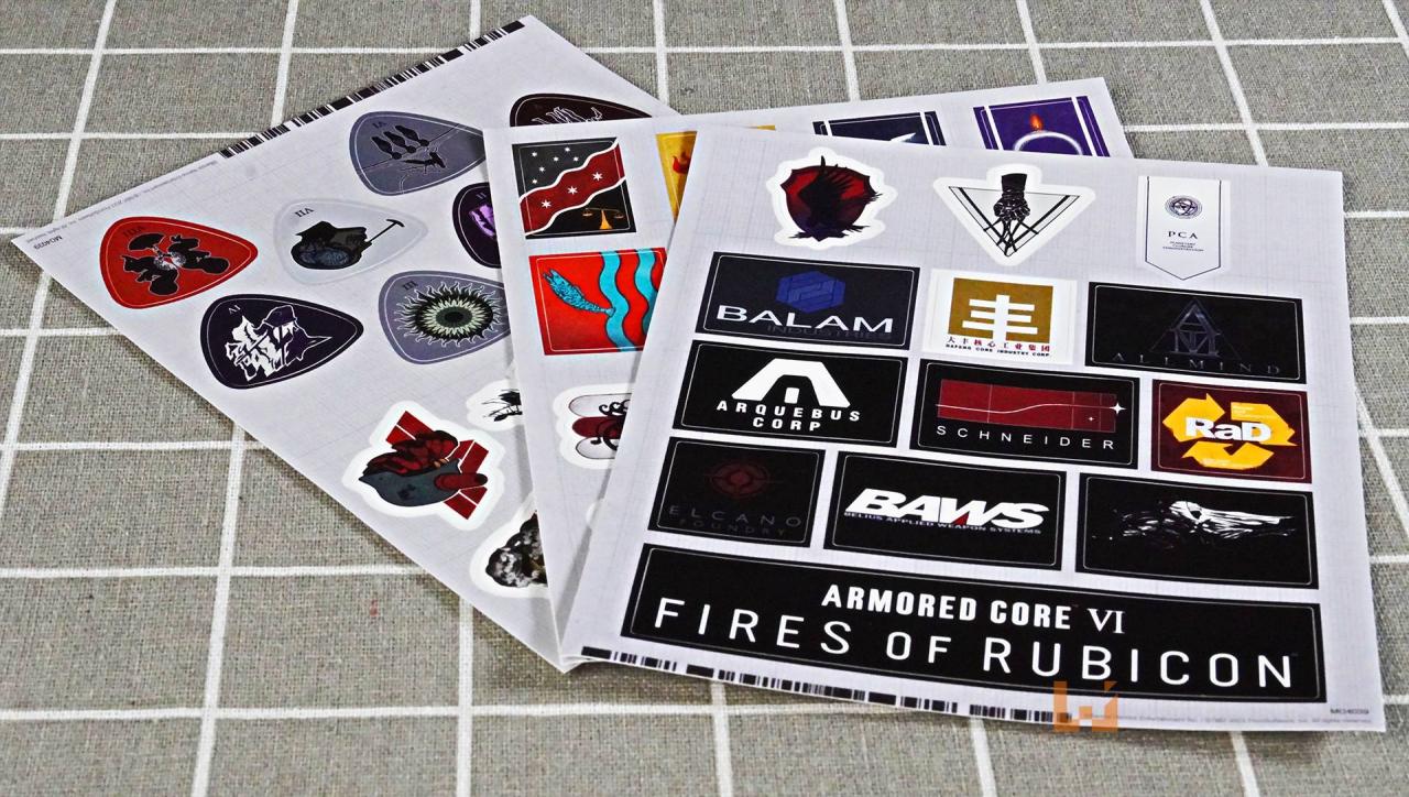 《ARMORED CORE VI FIRES OF RUBICON》限定版开箱！机甲模型还有武器和手部配件可以更换！