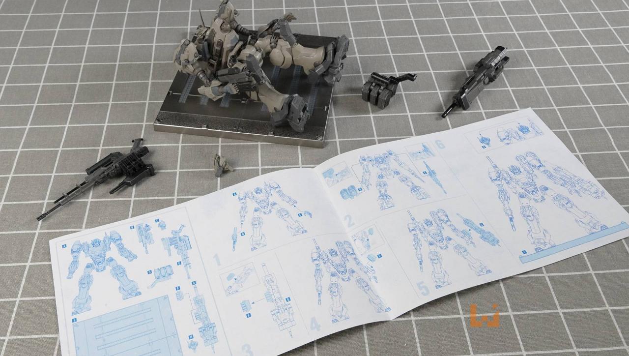 《ARMORED CORE VI FIRES OF RUBICON》限定版开箱！机甲模型还有武器和手部配件可以更换！