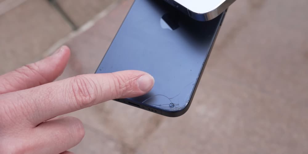 iPhone 15 Pro耐摔吗？ 国外针对三大方向进行测试2