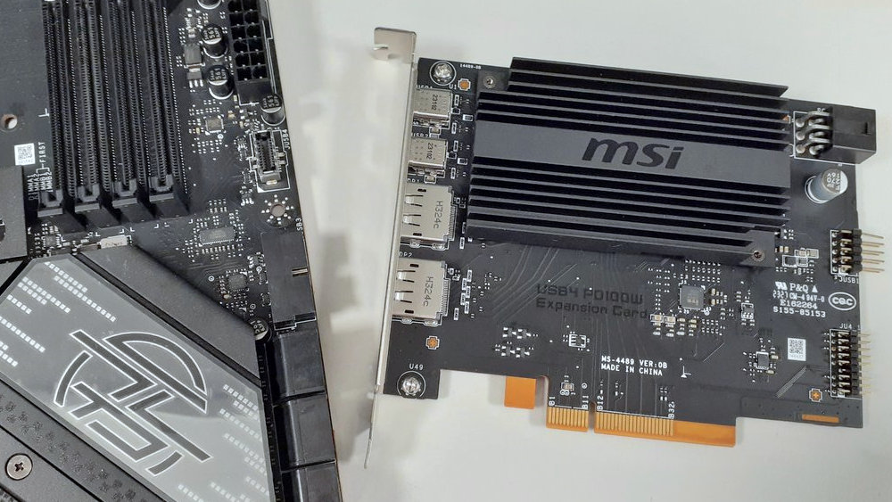 甩开Thunderbolt，MSI可能为Z790 Carbon Max WiFi主板提供USB4扩充卡