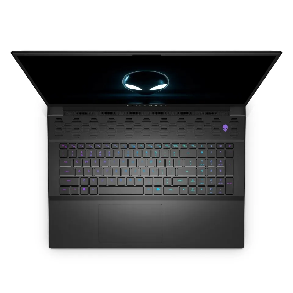 Alienware M18率先采用AMD标榜等同桌机等级效能的Radeon RX 7900M显示芯片