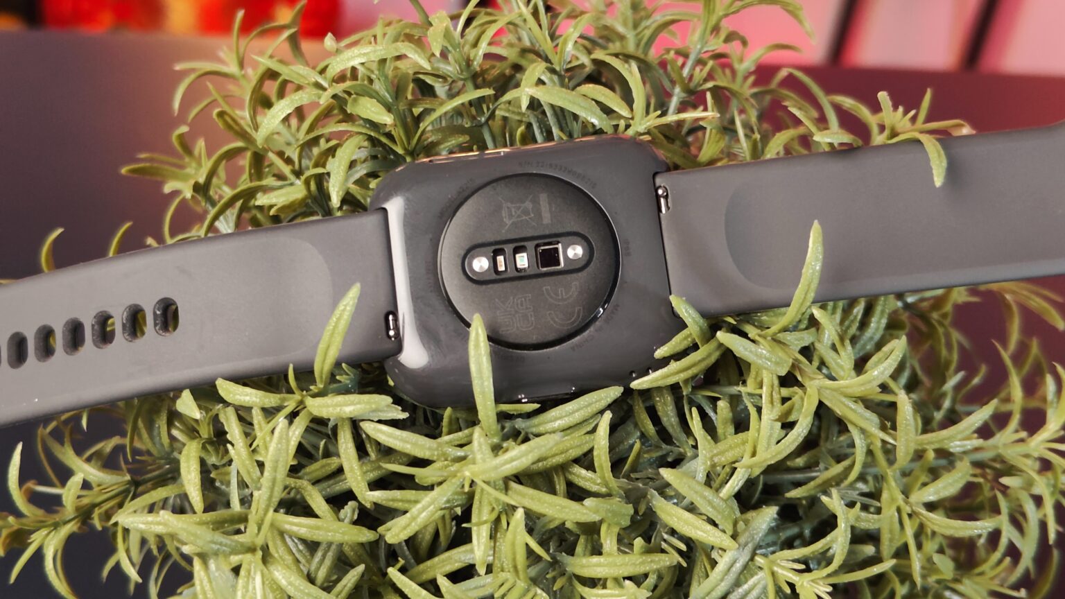 Amazfit BIP 5 测评：功能算非常齐全，但价格值得吗？