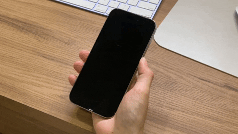 iOS 17 动态壁纸功能：不用按即可自动播放