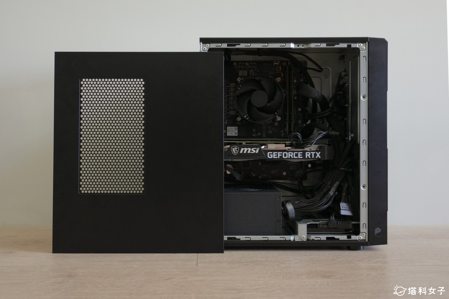 微星MSPRO DP180商务主机：高度扩展性