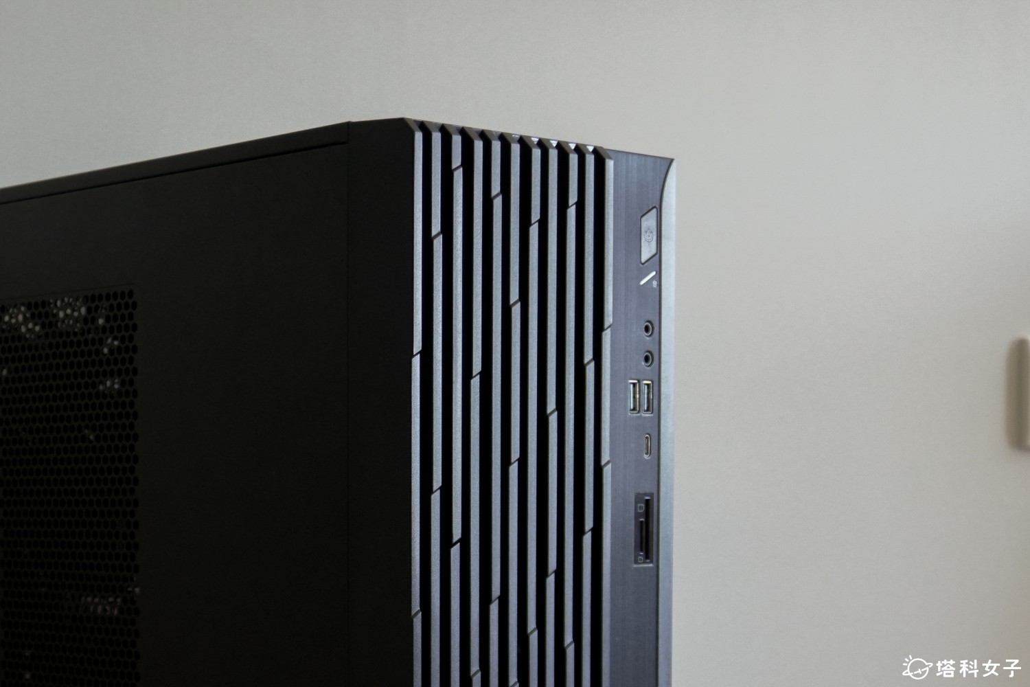 微星 MSI PRO DP180 商务主机：外型与质感
