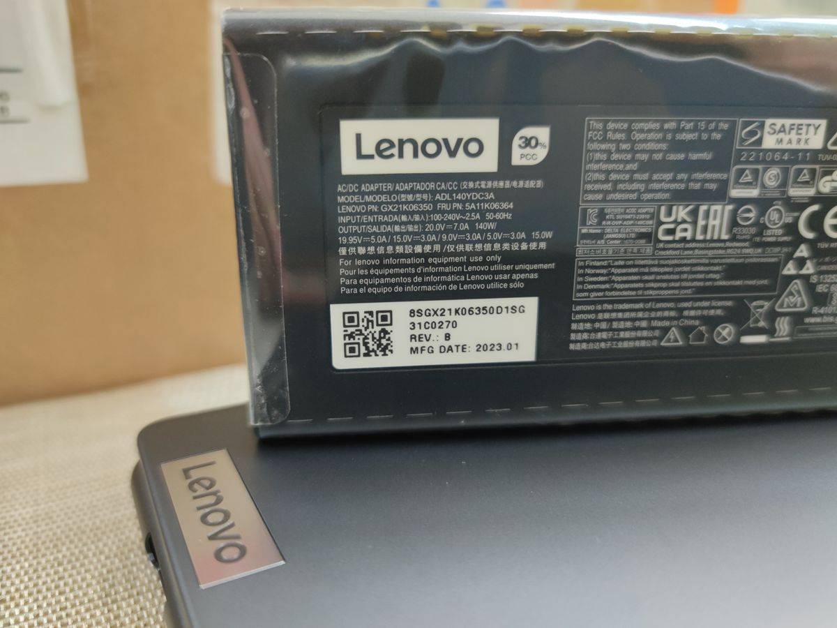 轻薄高效专业创作型笔电Lenovo Yoga Pro 7i开箱分享