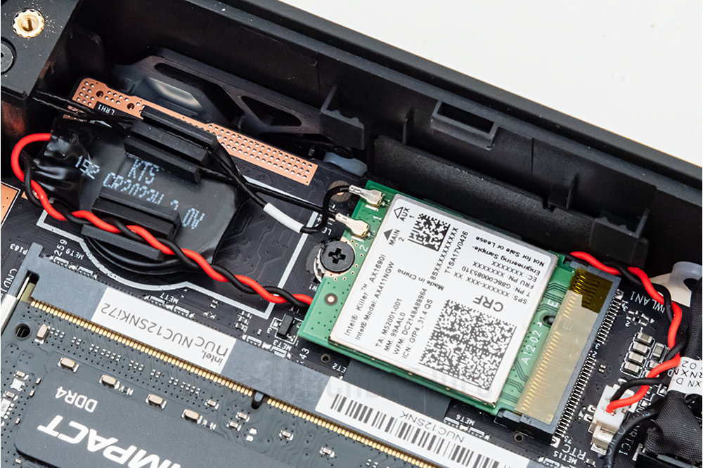 传输速率最高 5.8Gbps，Intel Wi-Fi 7 BE200 无线网络模块开箱看