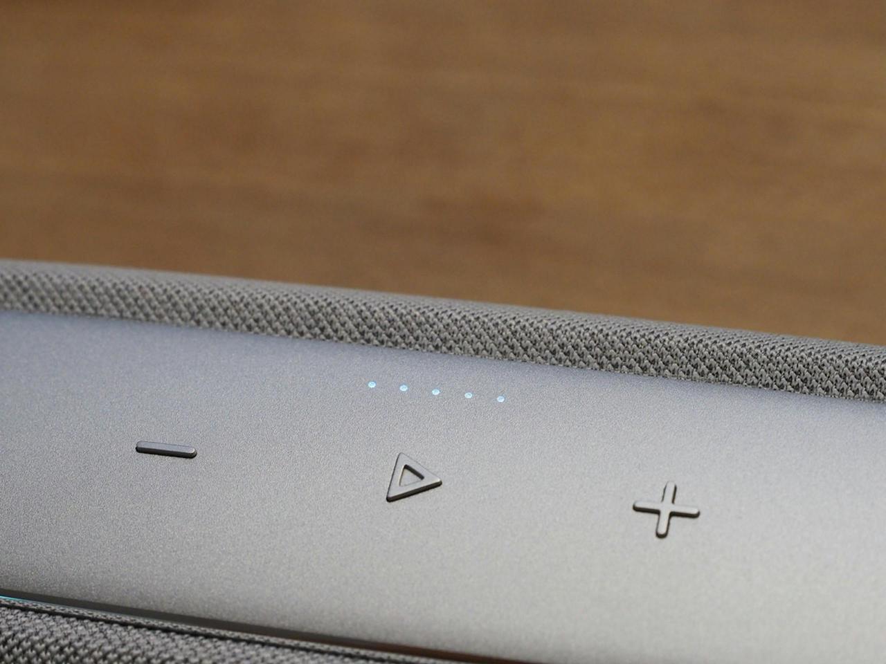 Harman Kardon Luna便携式蓝牙喇叭评测，优雅外型但能量感强大