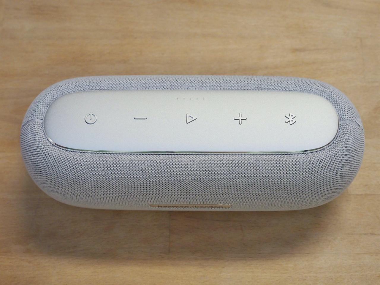 Harman Kardon Luna便携式蓝牙喇叭评测，优雅外型但能量感强大