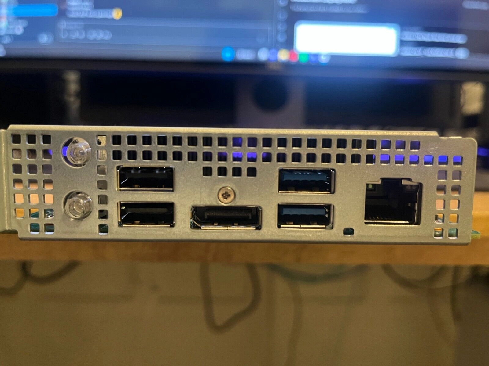 BC-250 矿卡现身，竟配备用在 PlayStation 5 主机的 APU