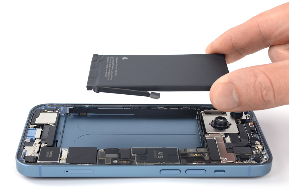 iPhone SE 4 传闻将沿用 iPhone 14 的电池，续航表现有望大幅提升、成为历代最持久的 iPhone SE！ - 电脑王阿达