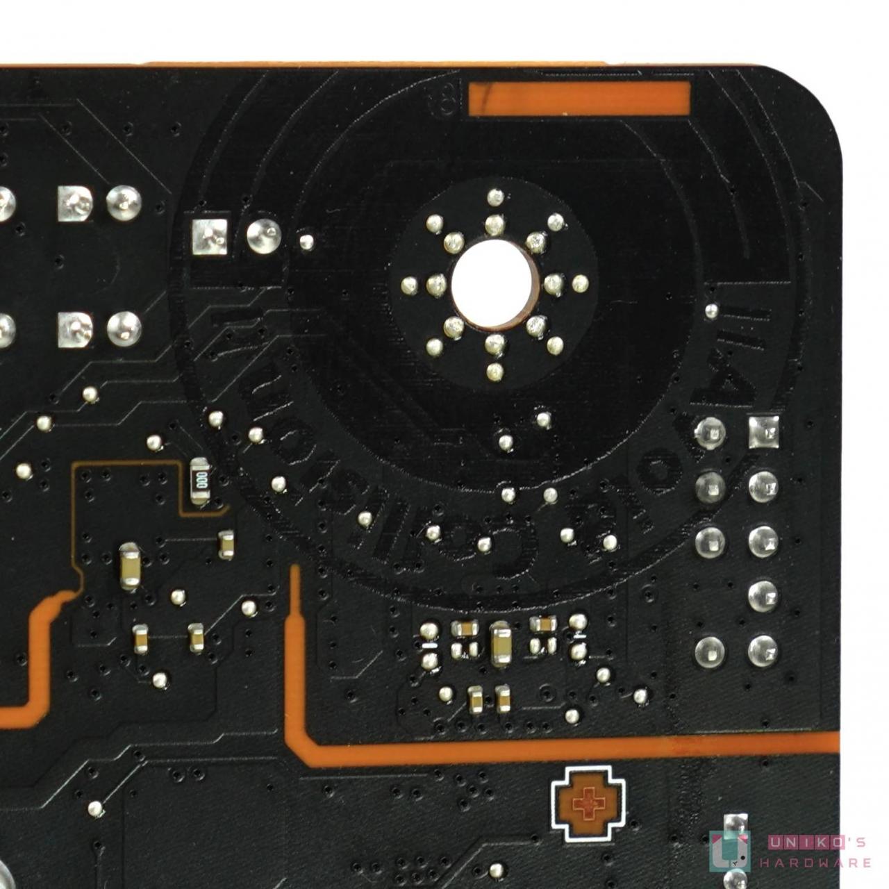 MSI MPG Z790 CARBON MAX WIFI 主板开箱评测