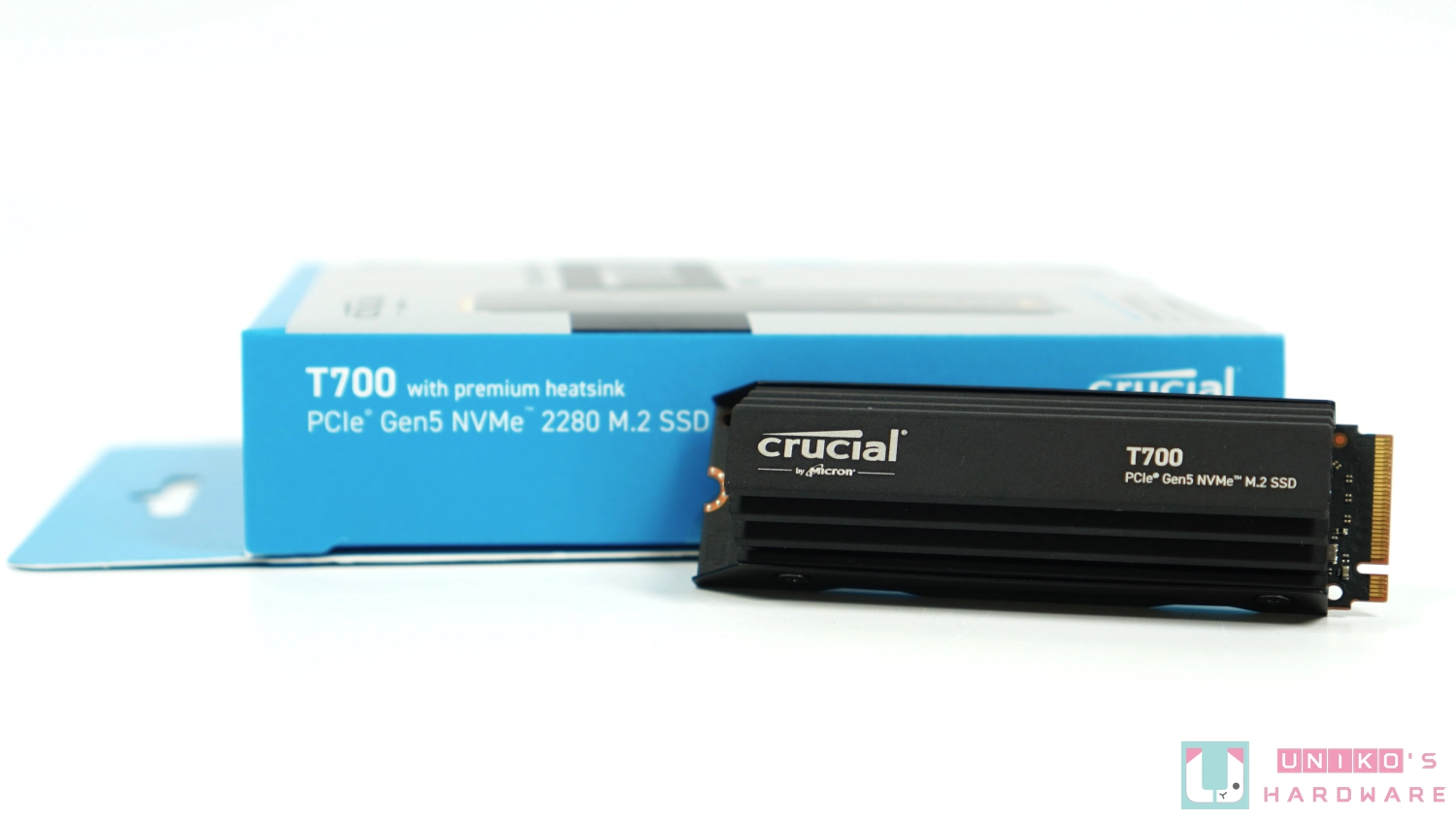 美光 Crucial T700 PCIe Gen5 NVMe M.2 SSD 开箱评测