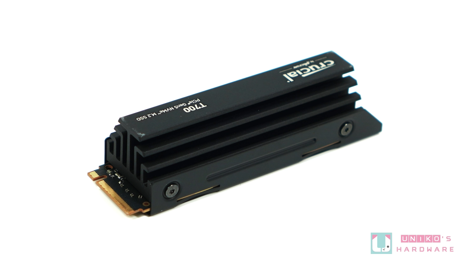 美光 Crucial T700 PCIe Gen5 NVMe M.2 SSD 开箱评测
