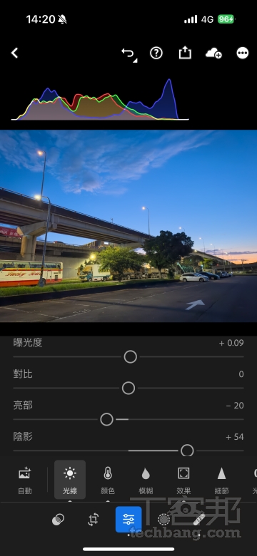 手机拍RAW档必学大全：该拍RAW档还是JPEG？ Apple ProRAW 和一般 RAW 有何不同？