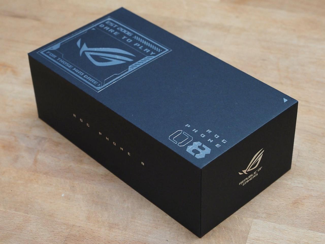 华硕ROG Phone 8标准版电竞手机评测，承袭电竞手机血统的轻薄与摄影进化全方位旗舰机