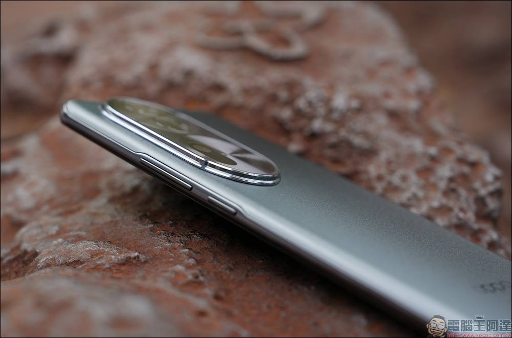 OPPO Reno11 Pro 5G 开箱|兼具自然美学外观设计、超清晰人像摄影系统的全方位人像旗舰 - 电脑王阿达