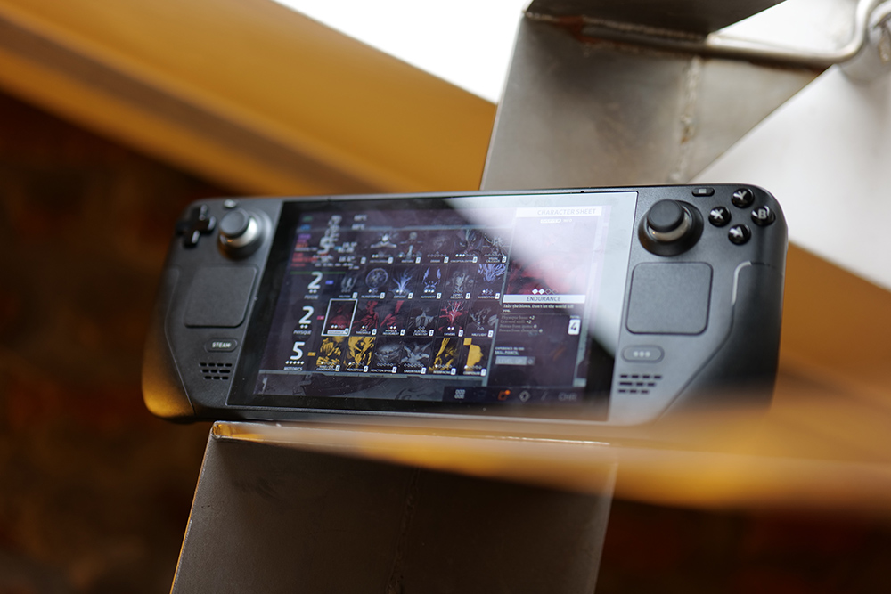 你应该升级到 Steam Deck OLED 吗？ 一次全方位剖析给你 - 电脑王阿达