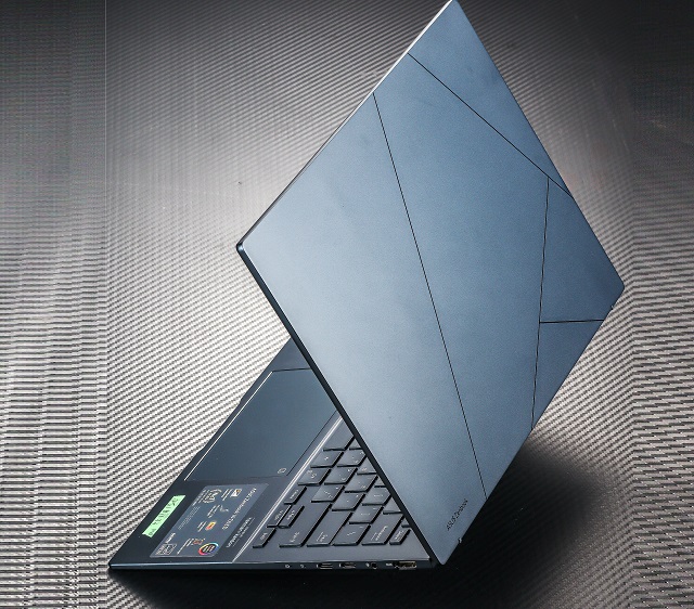 Asus Zenbook 14 OLED 开箱评测：旗下首款 AI PC笔记本、16 小时续航力，售价 44,900 元起
