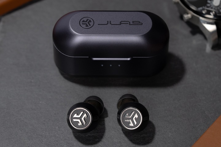JLab 首推旗舰款蓝牙耳机 Epic Lab Edition！ Hi-Res 音效认证、USB-C 发射器享超低延迟