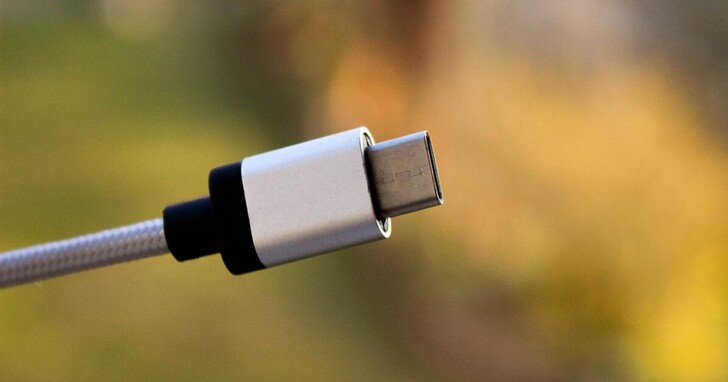 Windows 11最新的预览版本，终于支持USB4 2.0速度可达80Gbps