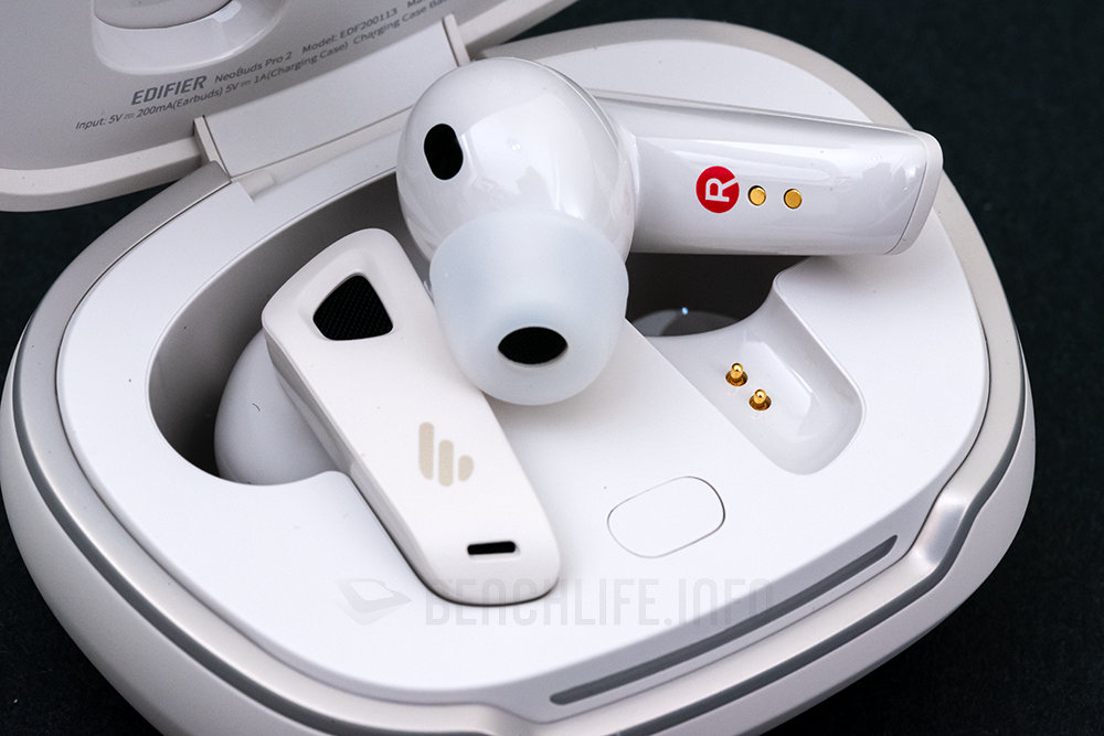 支持 LHDC-V5 高解析编解码，EDIFIER NeoBuds Pro 2 蓝牙降噪耳机动手玩