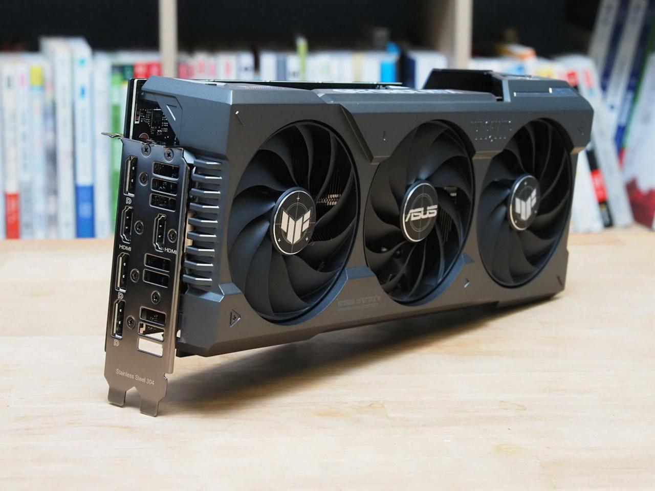 ASUS TUF Gaming RTX 4070 Ti Super显卡评测，又静又强真的钛Super