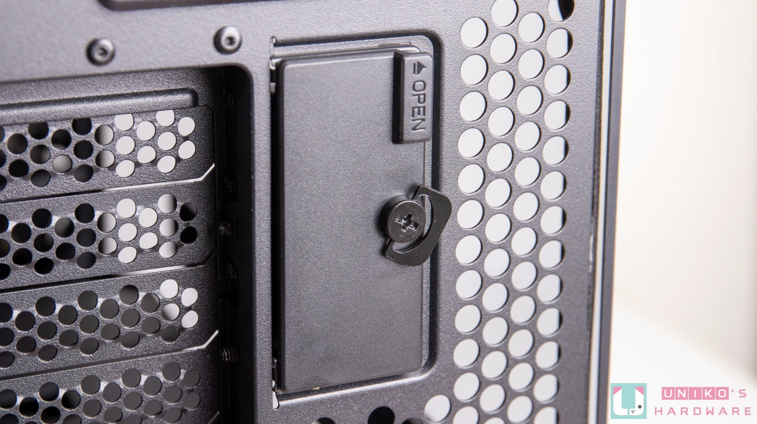 创作随「行」所欲！ ASUS ProArt PA602 全塔式创作者机壳开箱评测