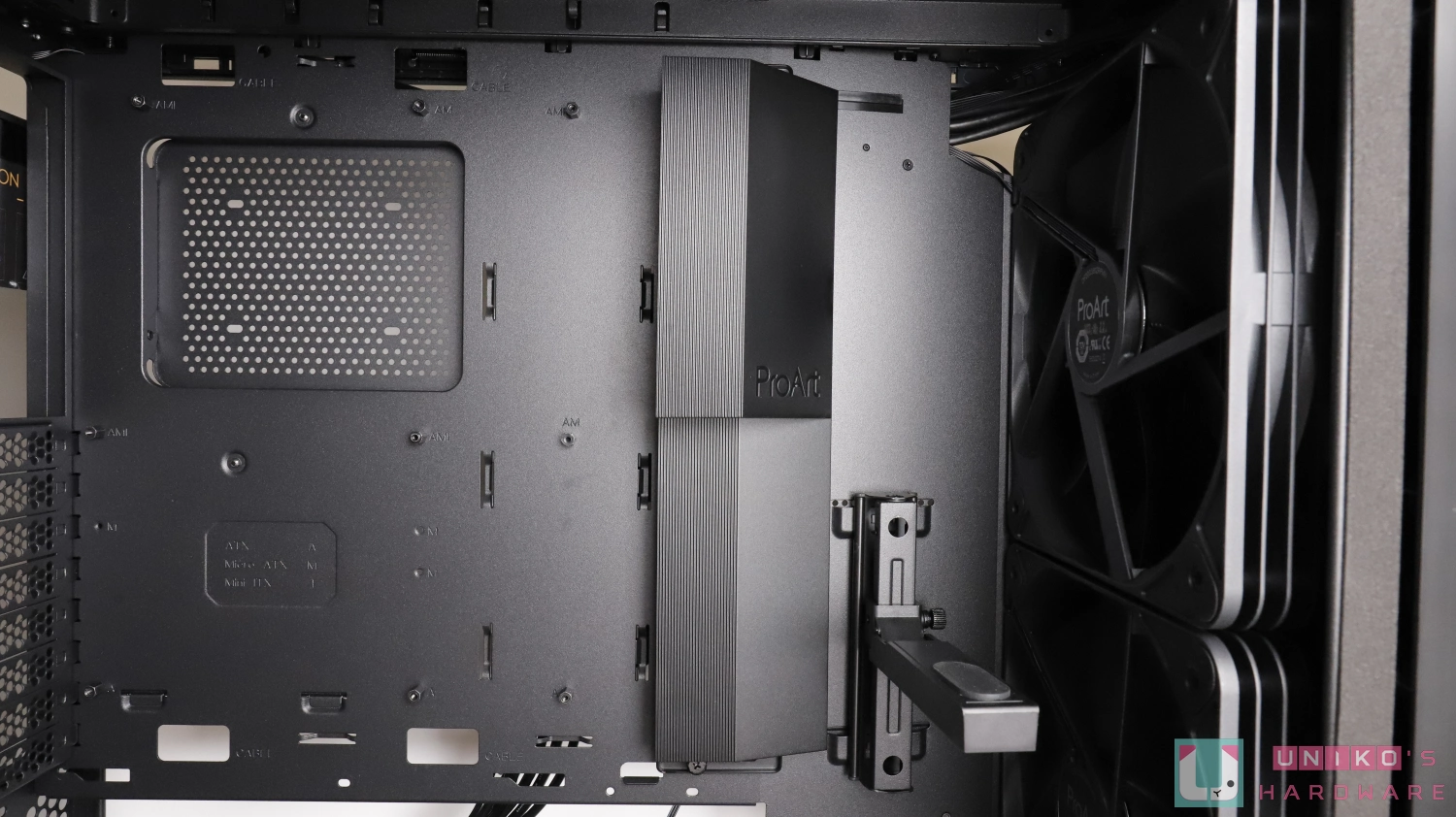 创作随「行」所欲！ ASUS ProArt PA602 全塔式创作者机壳开箱评测