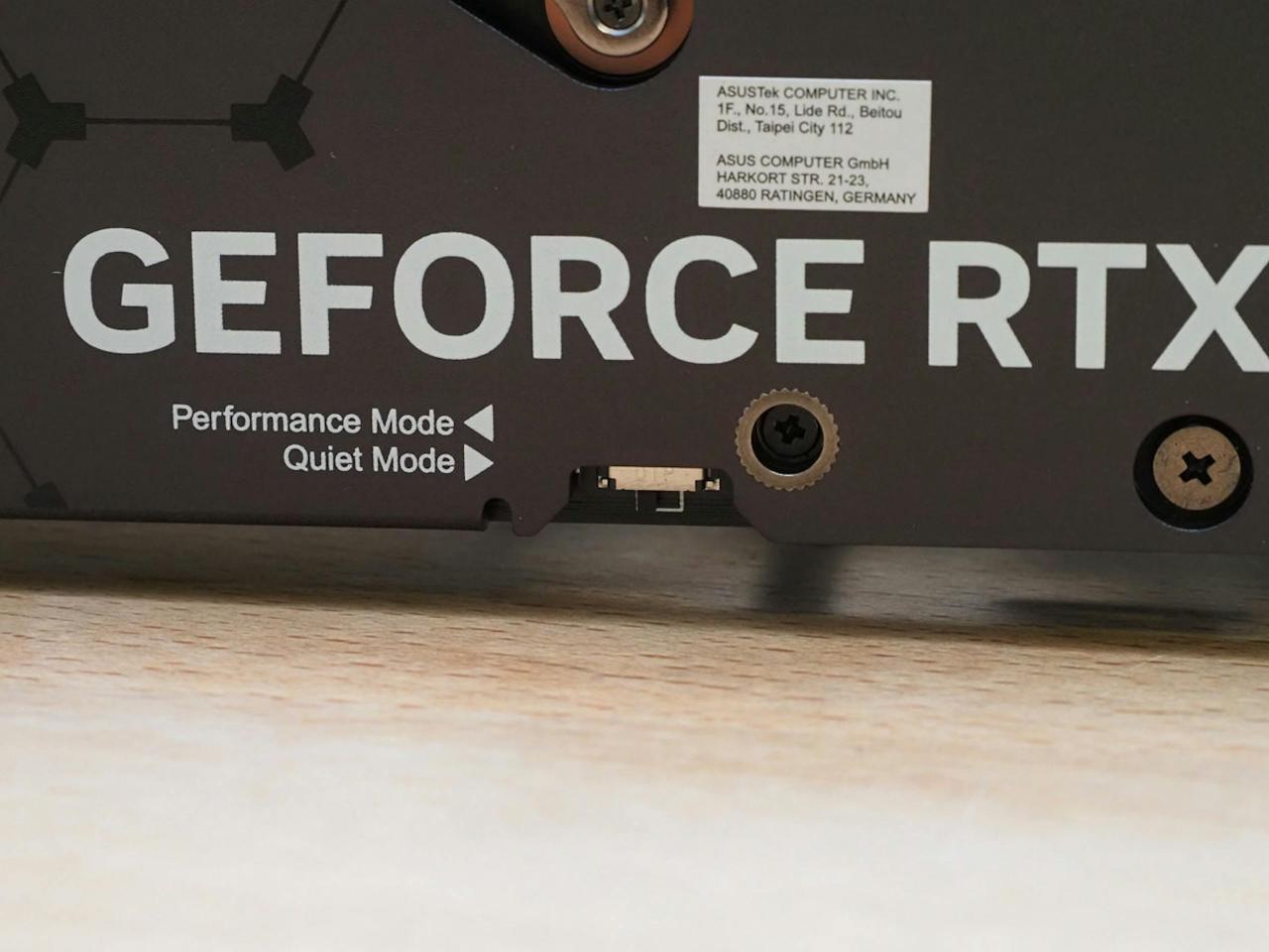 ASUS TUF Gaming RTX 4070 Ti Super显卡评测，又静又强真的钛Super