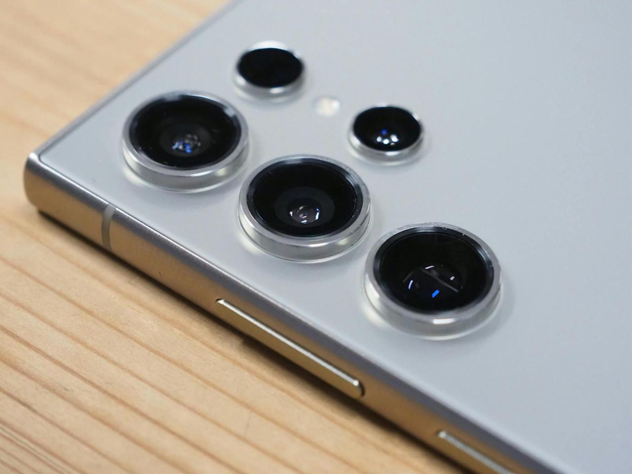 三星Galaxy S24 Ultra钛灰色评测，新一代演唱会神器再进化