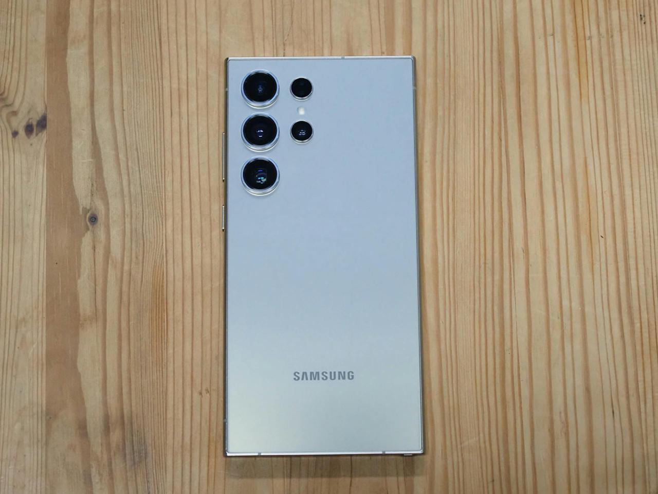 三星Galaxy S24 Ultra钛灰色评测，新一代演唱会神器再进化