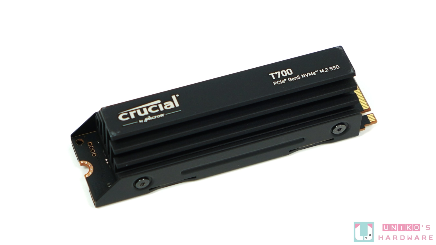 美光 Crucial T700 PCIe Gen5 NVMe M.2 SSD 开箱评测