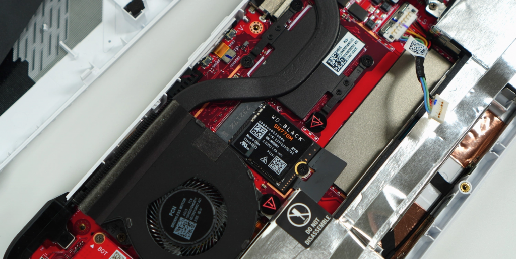 电竞掌机升级新选择！ Western Digital WD_BLACK SN770M NVMe SSD 开箱评测 ft. ROG ALLY