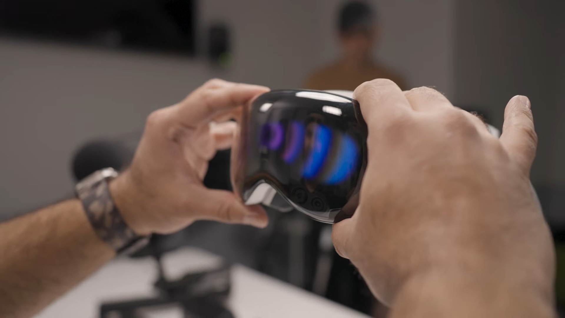 评测 Apple Vision Pro：四个优点与五个缺点 - 掘金咖