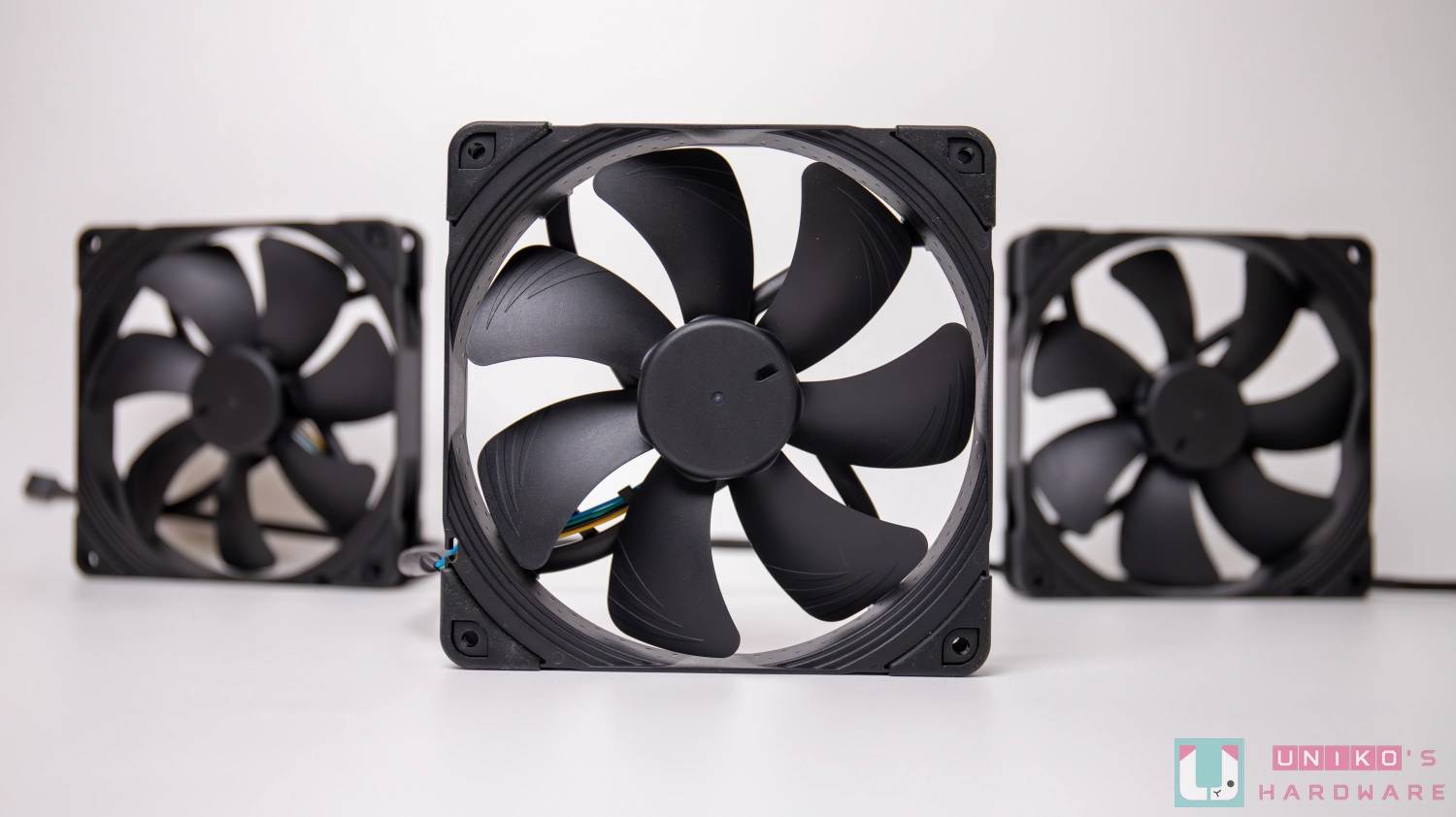 创作者首选高效散热方案！ ASUS ProArt LC 420 一体式水冷开箱评测
